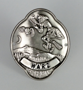 Stocknagel---Harz-Hexe-mit-Eule--Brocken